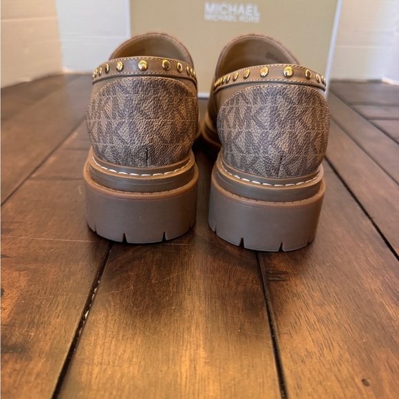Michael Kors Parker Lug Loafer Studded Tan Gold Chunky Y2K - Picture 11 of 16
